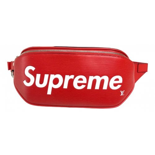 Pre-owned Louis Vuitton X Supreme Leather Crossbody Bag In Red