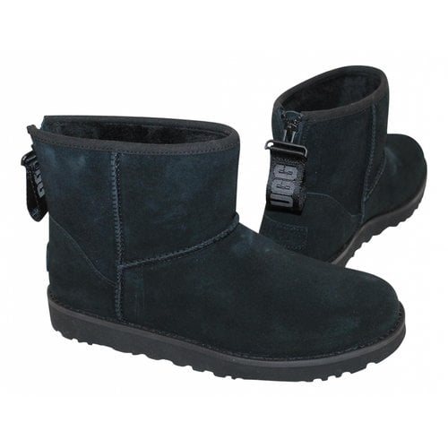 Pre-owned Ugg Shearling Ankle Boots In Black