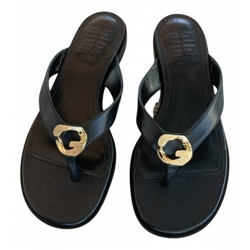 Pre-owned Givenchy Leather Flip Flops In Black