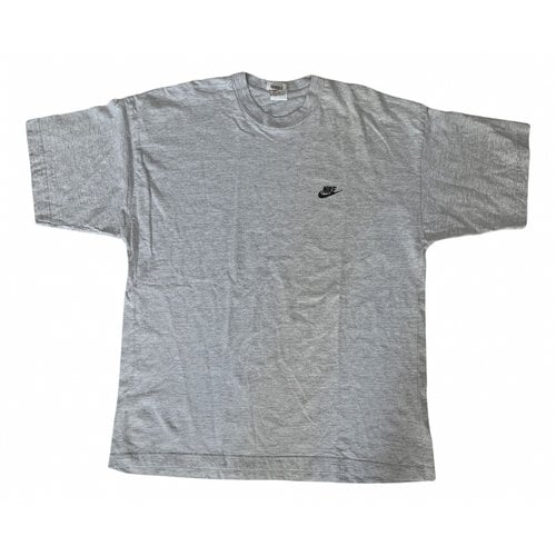 Pre-owned Nike T-shirt In Grey