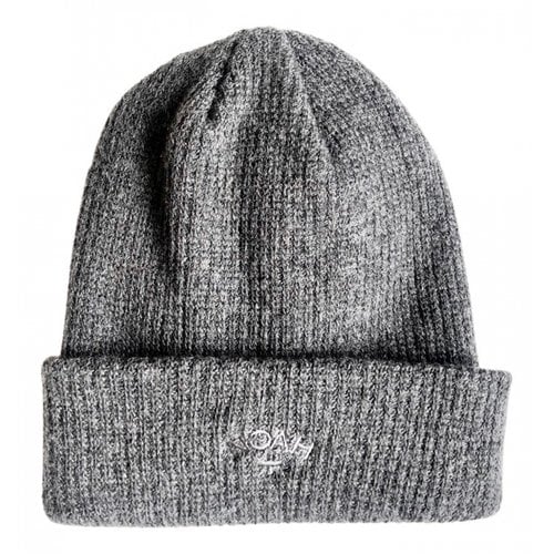 Pre-owned Noah Cashmere Hat In Grey