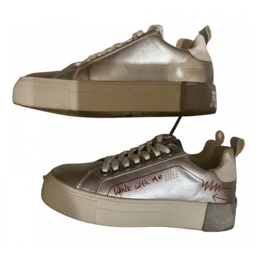 Pre-owned Rifle Leather Trainers In Silver