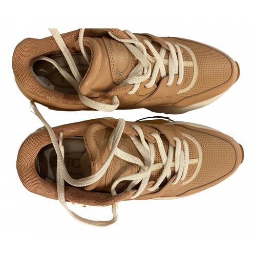 Pre-owned Tod's Leather Trainers In Beige