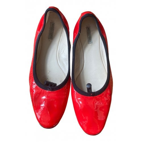 Pre-owned Bottega Veneta Patent Leather Ballet Flats In Red