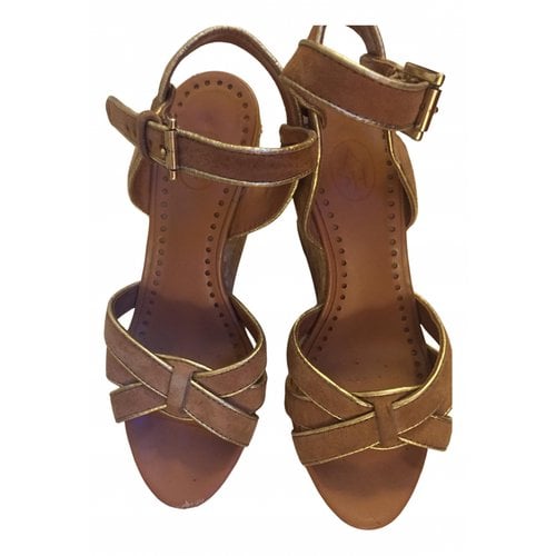 Pre-owned Ash Leather Sandal In Camel