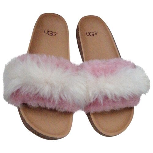 Pre-owned Ugg Leather Sandals In Pink