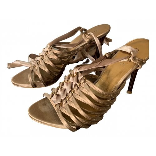 Pre-owned Guess Sandals In Metallic