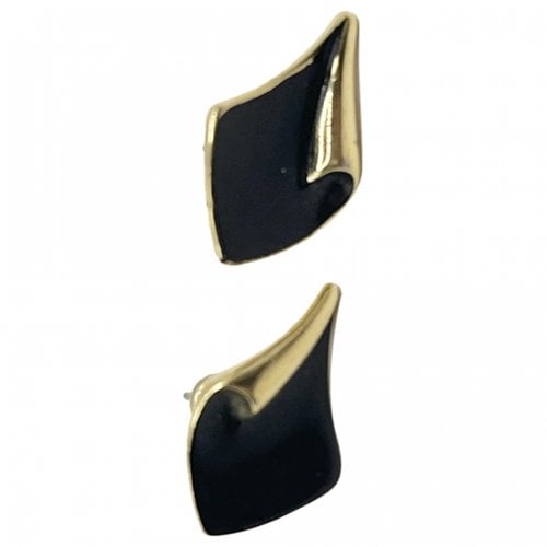 Pre-owned Trifari Earrings In Black