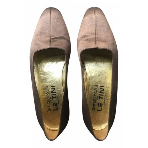 Pre-owned Sergio Rossi Cloth Ballet Flats In Beige