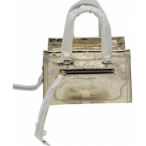 Pre-owned Marc Jacobs Leather Crossbody Bag In Gold