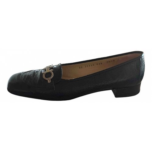 Pre-owned Ferragamo Patent Leather Sandals In Black
