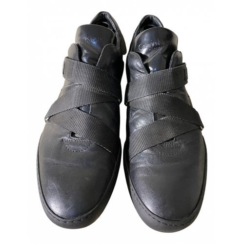 Pre-owned Calvin Klein Patent Leather Low Trainers In Black