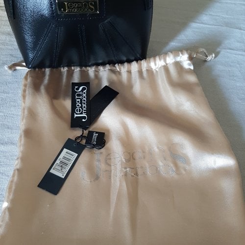Pre-owned Gai Mattiolo Leather Handbag In Black