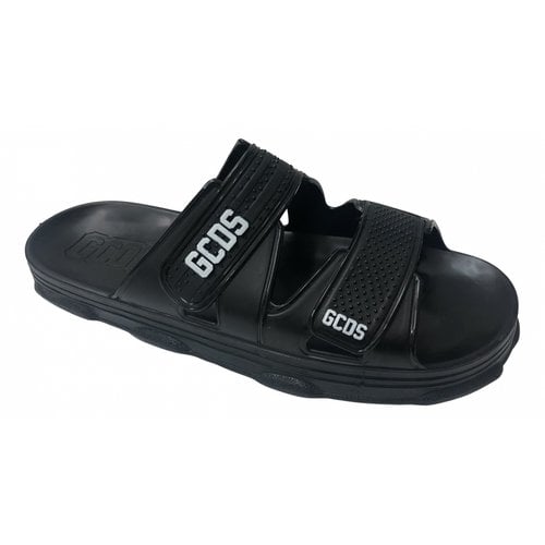 Pre-owned Gcds Sandals In Black