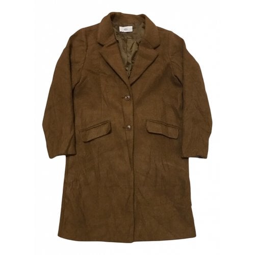 Pre-owned Moussy Trench Coat In Brown