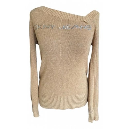 Pre-owned Dkny Jumper In Gold