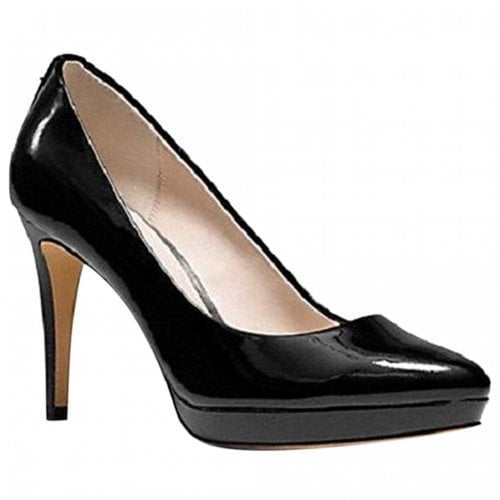 Pre-owned Coach Patent Leather Heels In Black