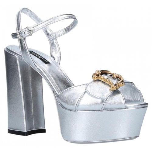 Pre-owned Dolce & Gabbana Heels In Silver