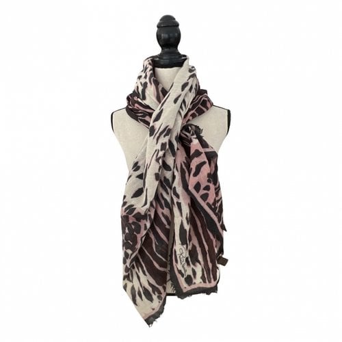 Pre-owned Roberto Cavalli Wool Scarf In Multicolour