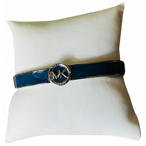 Pre-owned Michael Kors Silver Bracelet In Blue