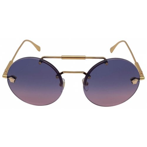 Pre-owned Versace Sunglasses In Purple
