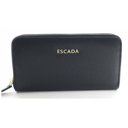 Pre-owned Escada Leather Wallet In Black