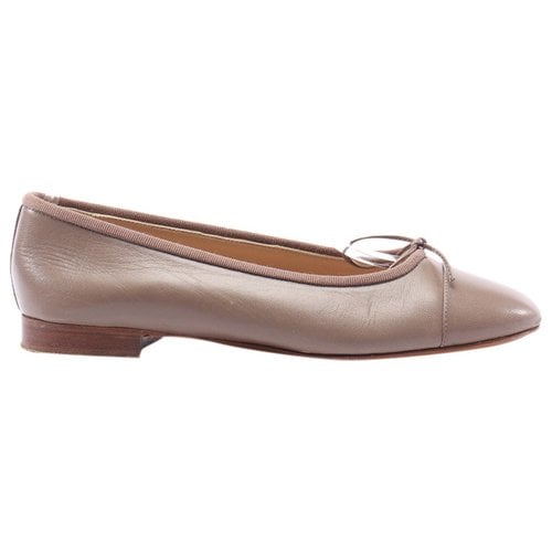 Pre-owned Unützer Leather Flats In Brown