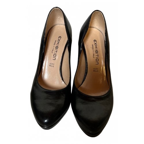 Pre-owned Exibit Leather Heels In Black