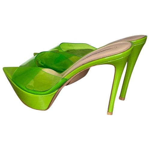 Pre-owned Gianvito Rossi Leather Mules In Green