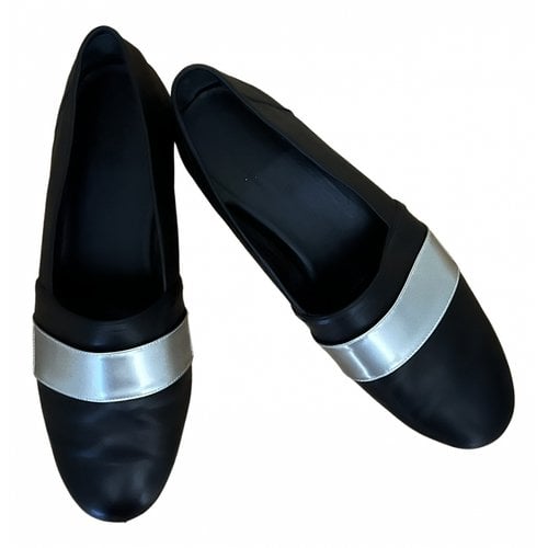 Pre-owned Balmain Leather Flats In Black