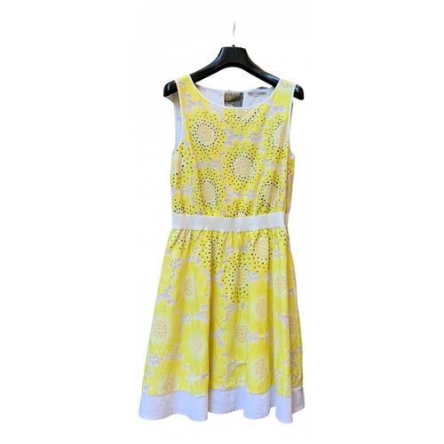 Pre-owned Patrizia Pepe Dress In Yellow