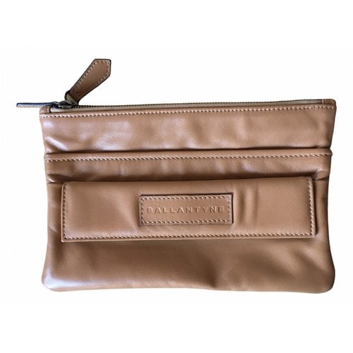 Pre-owned Ballantyne Leather Clutch Bag In Camel