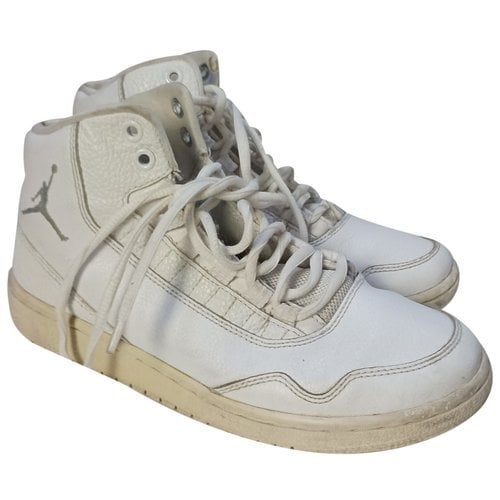 Pre-owned Jordan Leather Trainers In White