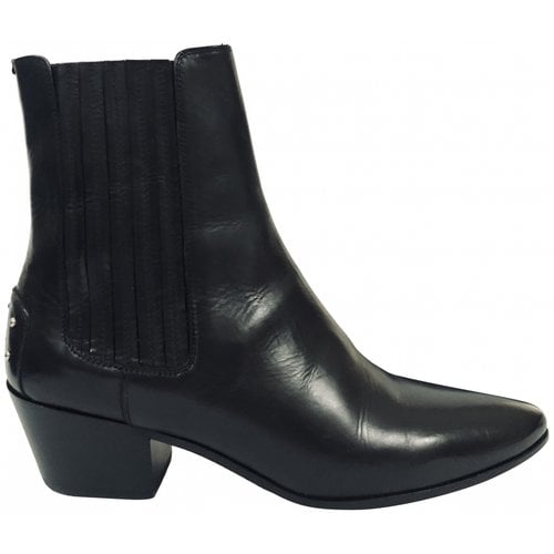 Pre-owned Saint Laurent Leather Ankle Boots In Black