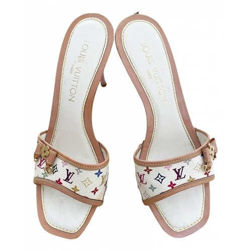 Pre-owned Louis Vuitton Leather Sandals In White