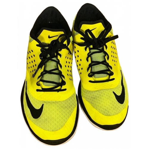 Pre-owned Nike Cloth Trainers In Yellow