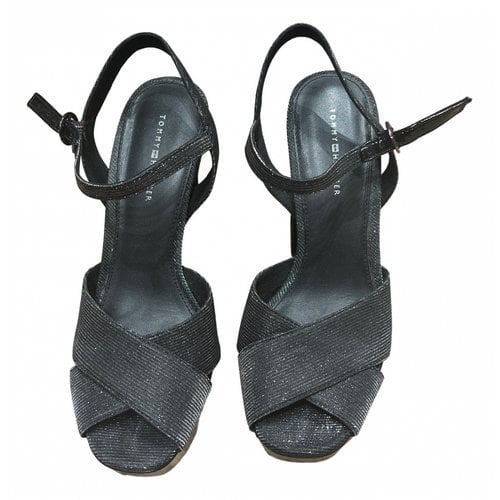 Pre-owned Tommy Hilfiger Glitter Sandals In Metallic