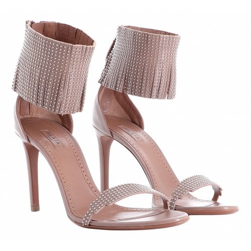 Pre-owned Alaïa Leather Sandals In Pink
