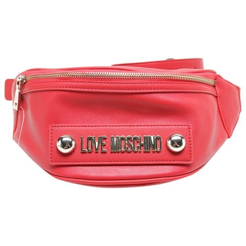 Pre-owned Moschino Love Leather Bag In Red