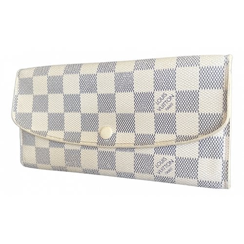 Pre-owned Louis Vuitton Emilie Leather Wallet In White