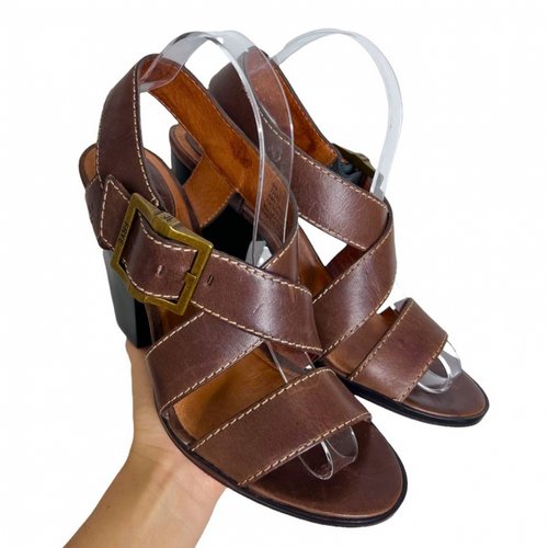 Pre-owned Frye Leather Sandals In Brown