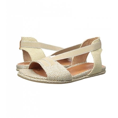 Pre-owned Kenneth Cole Sandal In Beige