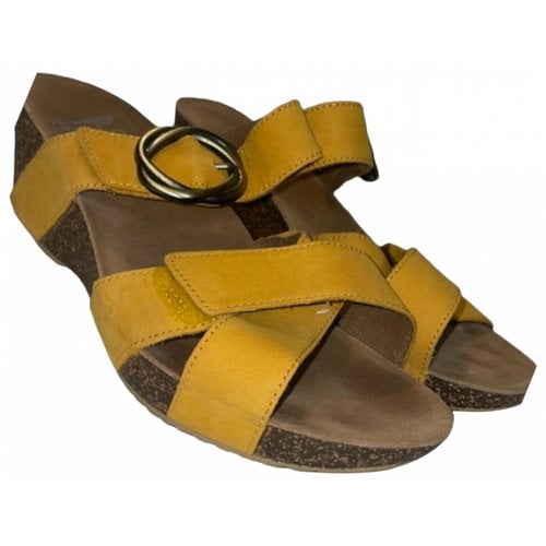 Pre-owned Dansko Leather Sandals In Yellow