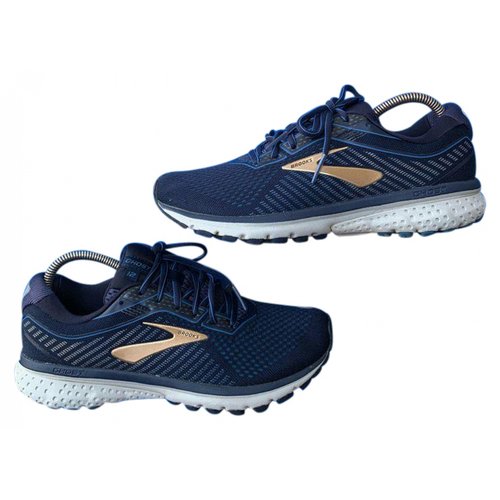 Pre-owned Brooks Trainers In Navy
