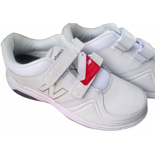 Pre-owned New Balance Trainers In White
