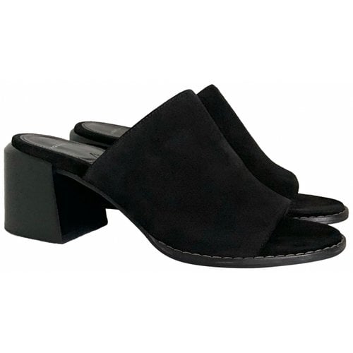 Pre-owned Aquatalia Sandals In Black