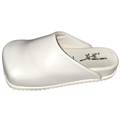Pre-owned Yume Yume Vegan Leather Sandals In White