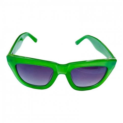 Pre-owned Bcbg Max Azria Sunglasses In Green