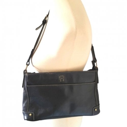 Pre-owned Etienne Aigner Leather Handbag In Black