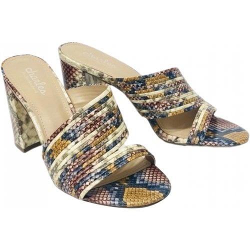 Pre-owned Charles David Sandals In Multicolour